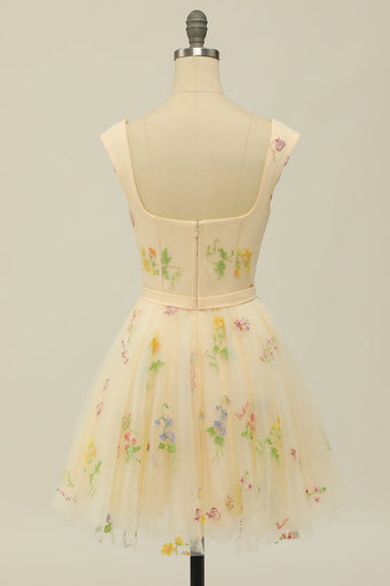 Cute A Line Sweetheart Champagne Short Graduation Dress